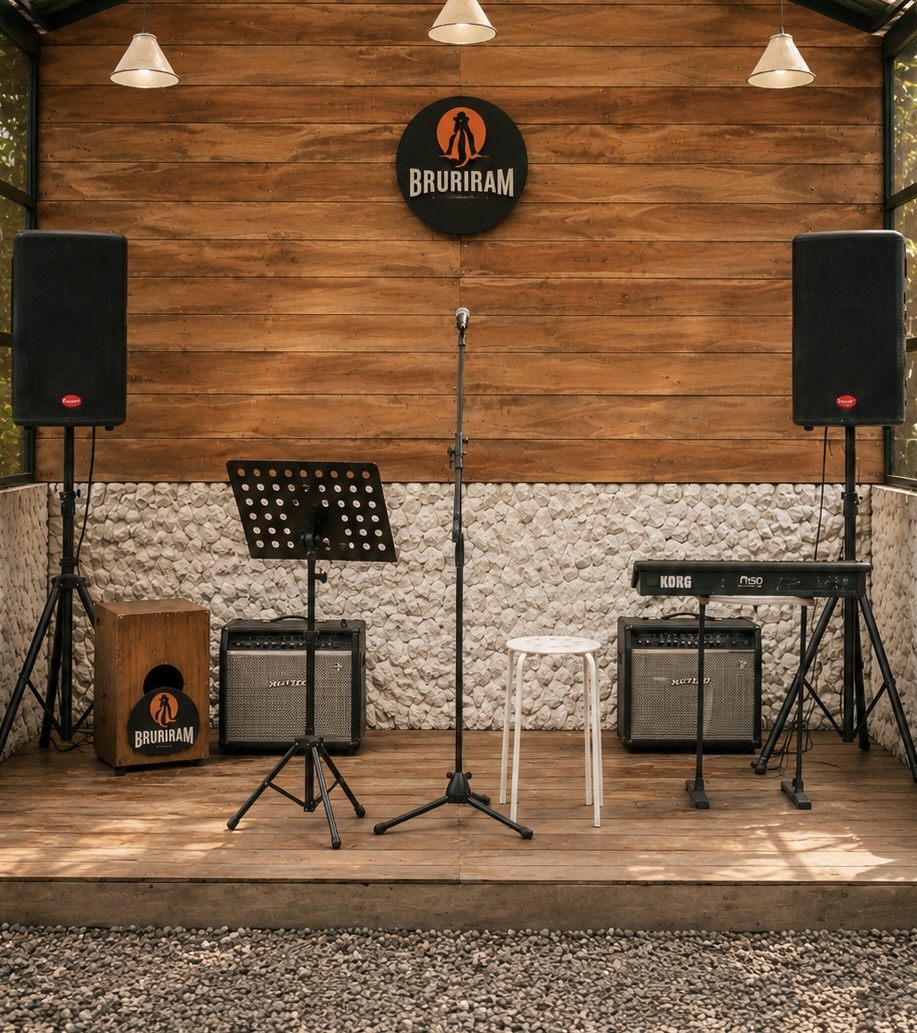 Ruang Musik & Panggung Akustik